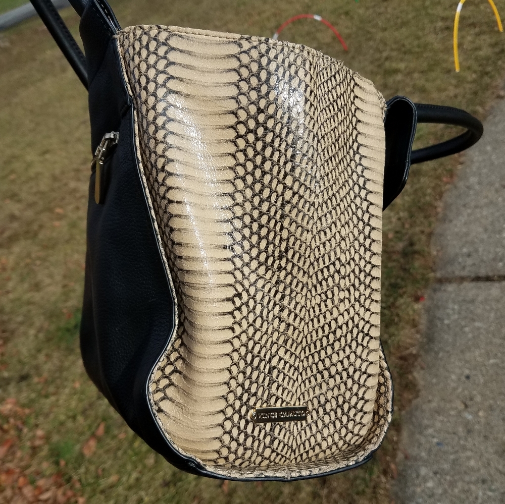 Vince Camuto Leather Cameron Handbag EUC - Picture 6 of 17